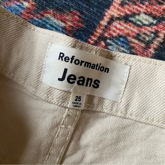 Reformation Amy Button Fly High Rise Jean Shorts Denim Bone Khaki 25 NWT - Picture 3 of 9